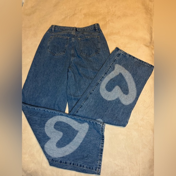 SHEIN Blue Heart Design Flare Jeans - Picture 2 of 5
